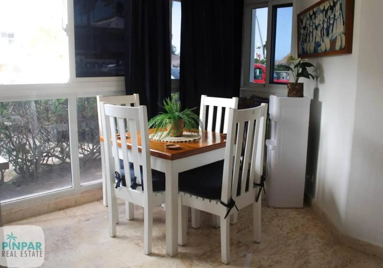 Beachfront 1Br Escape - Stunning Views - Dr Paradise 푼타 카나 펜션